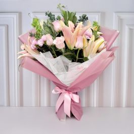 Ramo de Flores en Bouquet - Tú