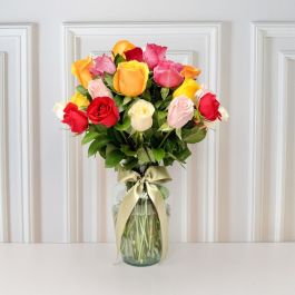 Florero de Rosas y Girasoles